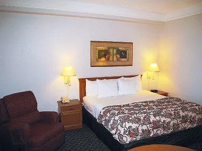 La Quinta & By Wyndham Superstition Springs Hotel 3*