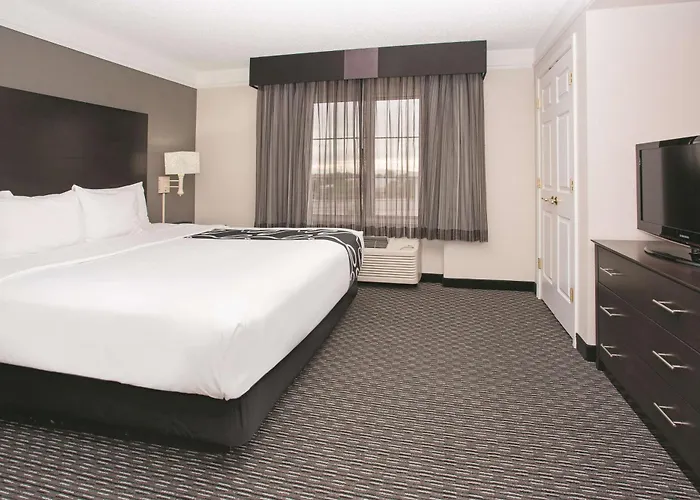 Hotel La Quinta & By Wyndham Superstition Springs