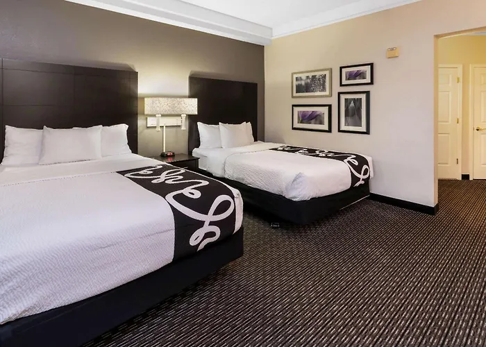 Hotel La Quinta & By Wyndham Superstition Springs