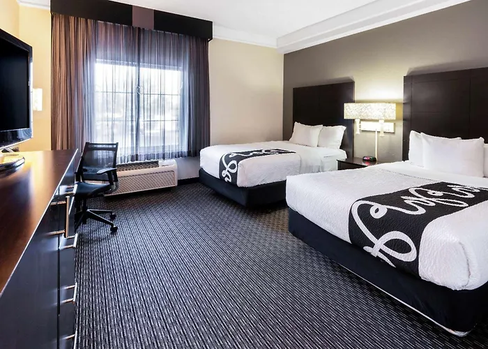 Hotel La Quinta & By Wyndham Superstition Springs