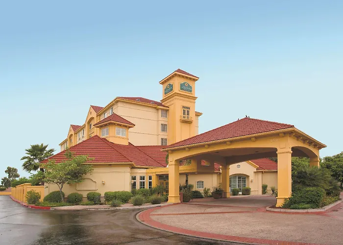 Hotel La Quinta & By Wyndham Superstition Springs Mesa