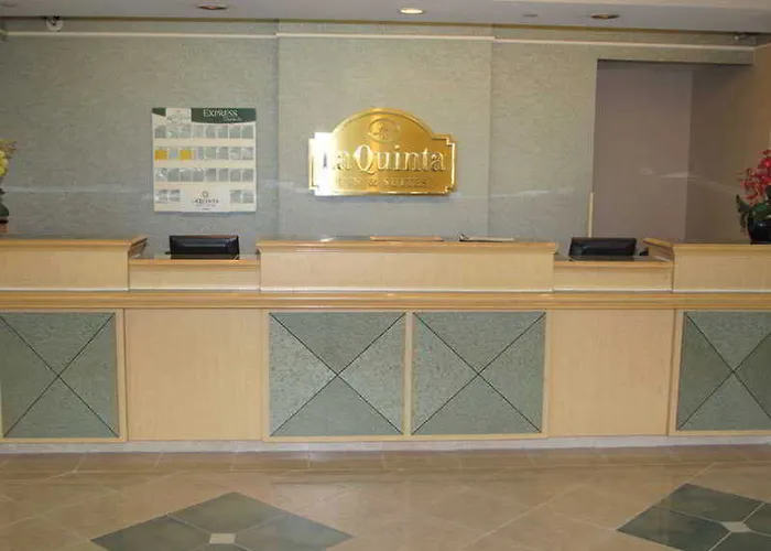 Hotel La Quinta & By Wyndham Superstition Springs Mesa
